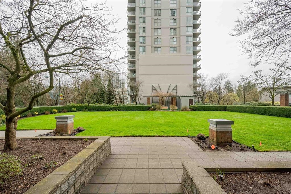 Outdoor Deck Photo of 1104 235 Guildford Way, Port Moody, BC
