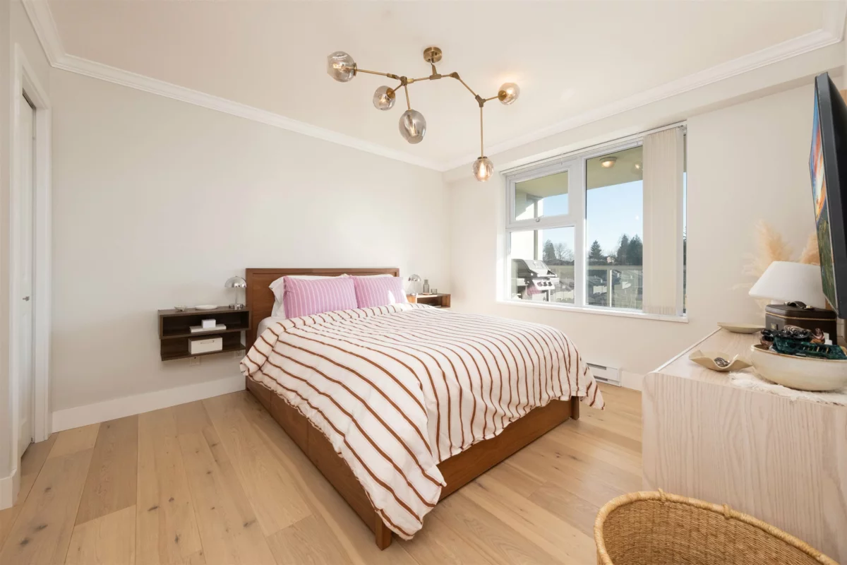 Powder Room Photo of 1104 235 Guildford Way, Port Moody, BC