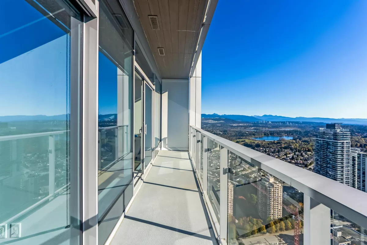 Breakfast Nook Photo of 4709 6000 Mckay Avenue, Burnaby, BC