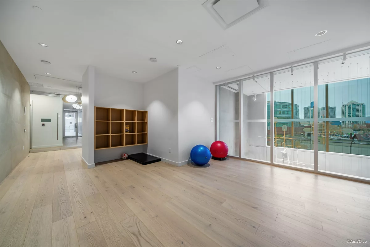 Office / Den Photo of 4709 6000 Mckay Avenue, Burnaby, BC