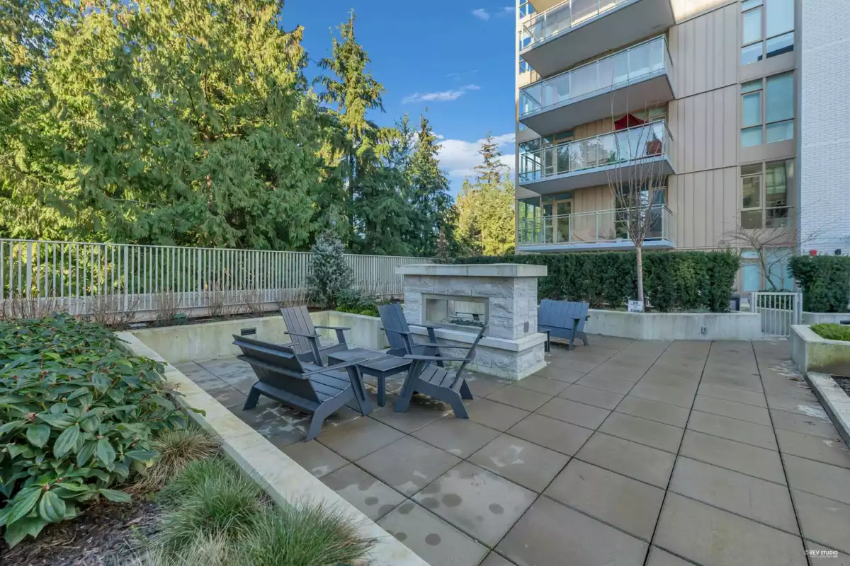Hallway Photo of 1101 2325 Emery Court, North Vancouver, BC