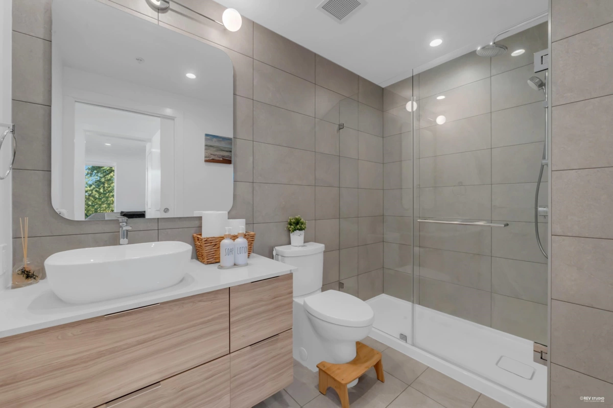 Office / Den Photo of 1101 2325 Emery Court, North Vancouver, BC