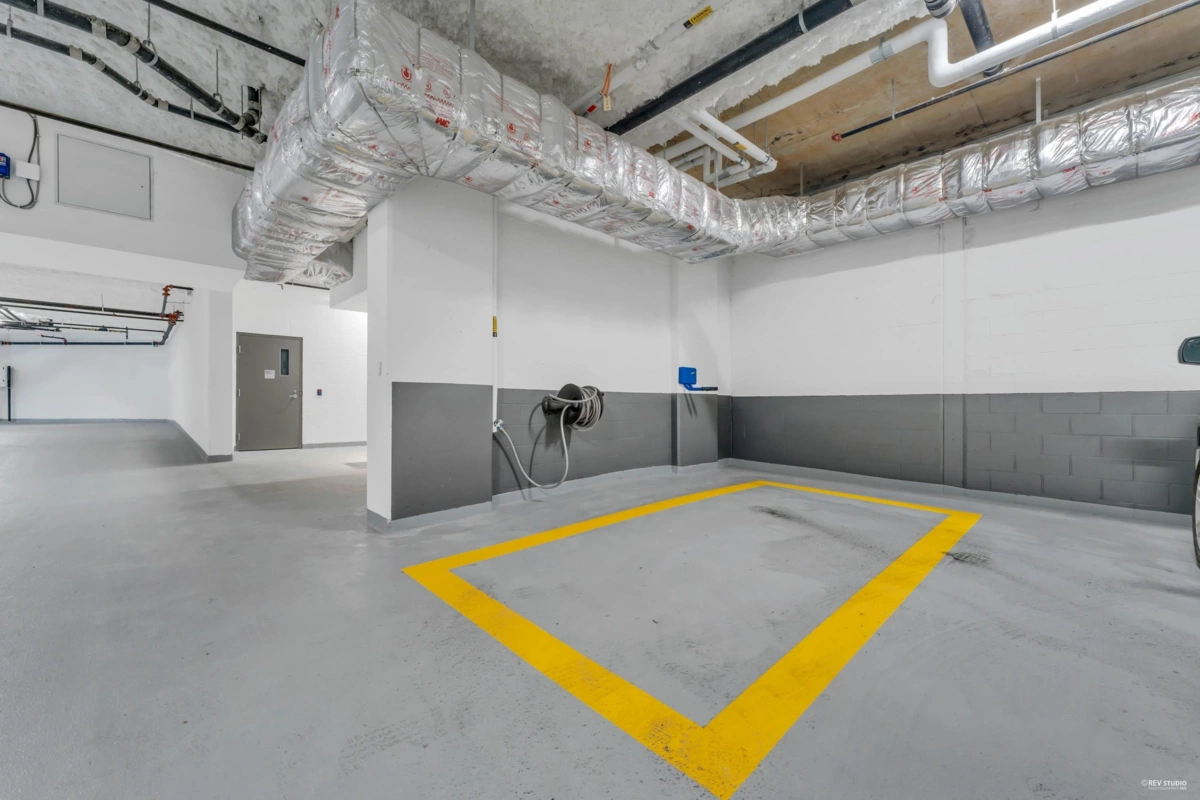 Outdoor Patio Photo of 1101 2325 Emery Court, North Vancouver, BC