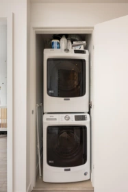 Guest Bathroom Photo of 208 707 E 3rd Street, North Vancouver, BC