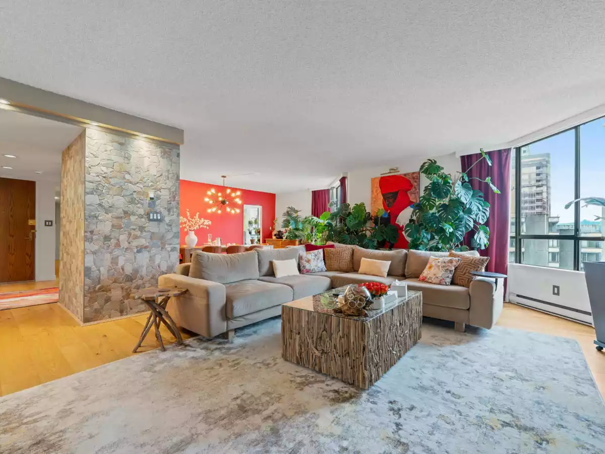 Exterior Rear Photo of 1601 738 Broughton Street, Vancouver, BC