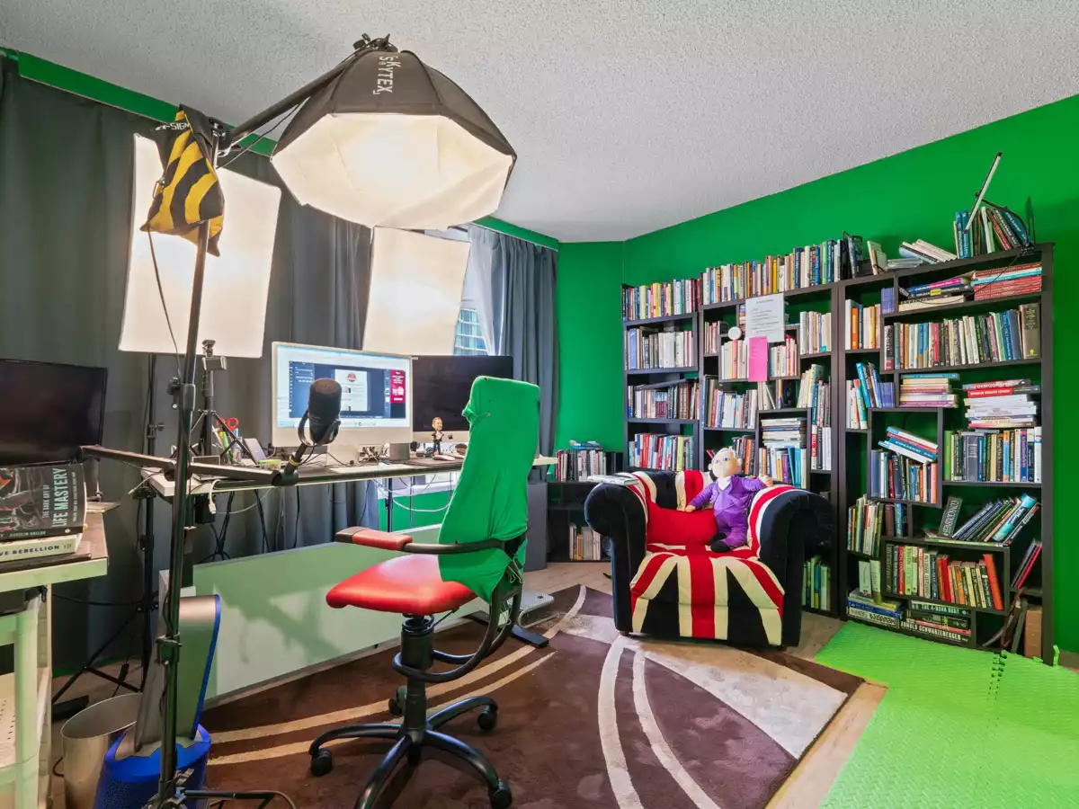 Garden / Landscaping Photo of 1601 738 Broughton Street, Vancouver, BC