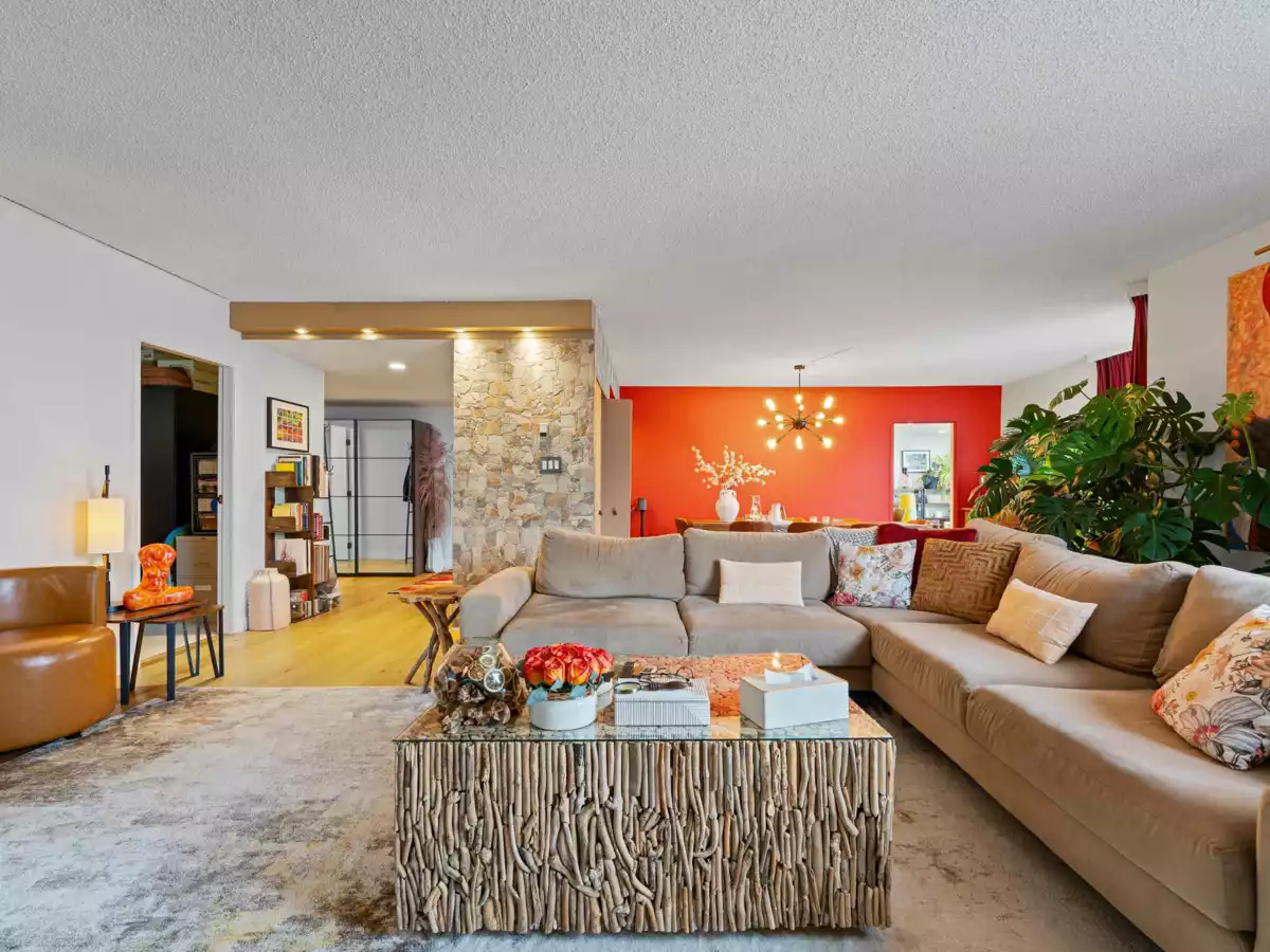 Kitchen Photo of 1601 738 Broughton Street, Vancouver, BC