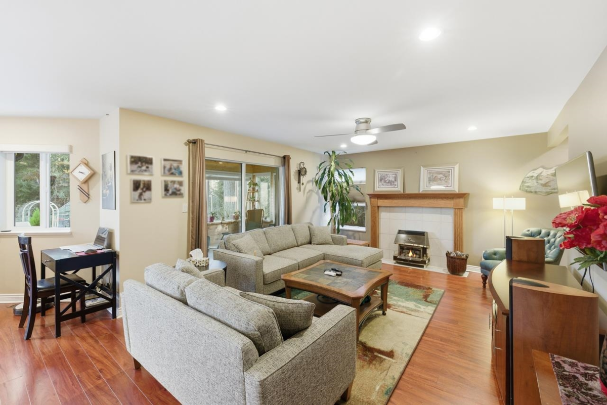 Bedroom 4 Photo of 2242 200 Street, Langley, BC