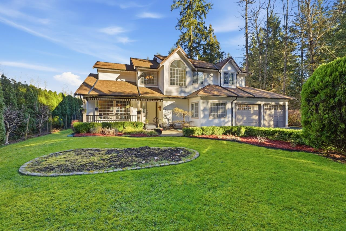 Family Room Photo of 2242 200 Street, Langley, BC