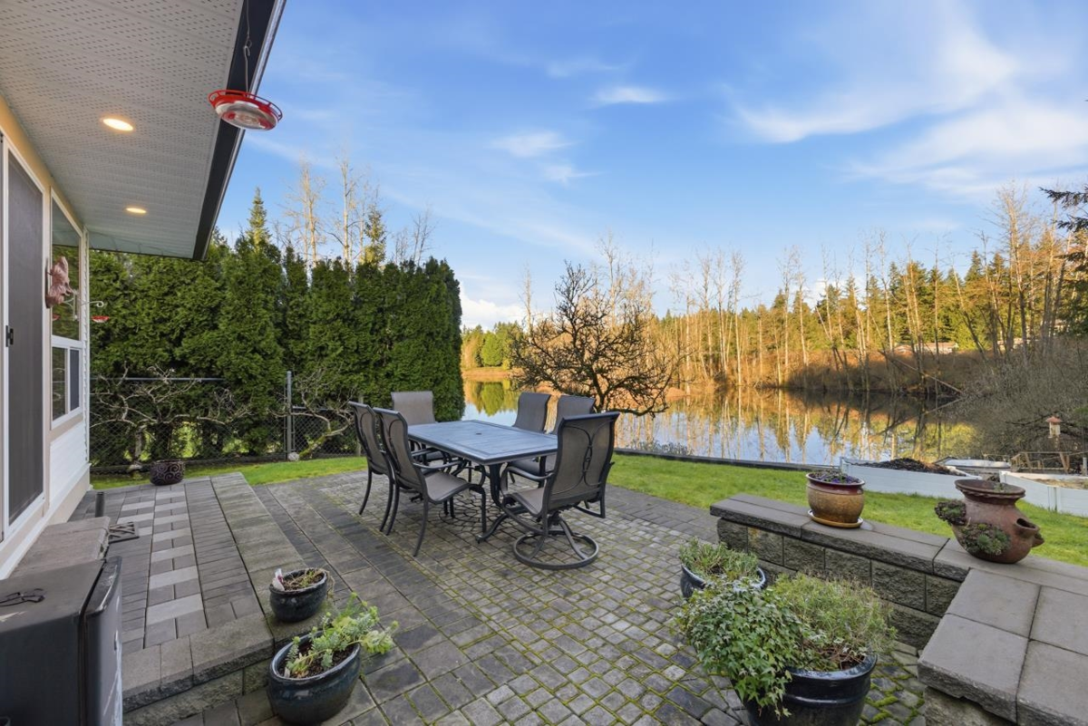 Outdoor Deck Photo of 2242 200 Street, Langley, BC
