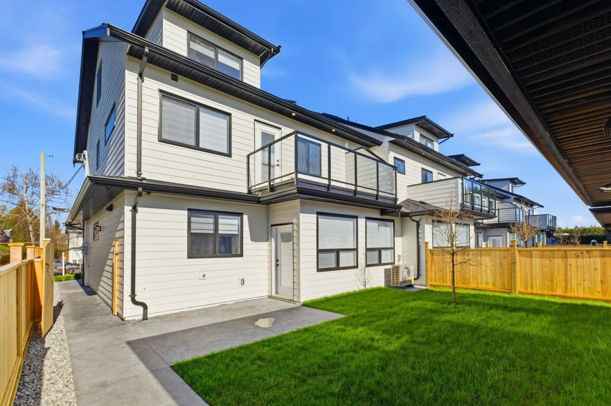 Backyard Photo of 4816 42a Avenue, Ladner, BC