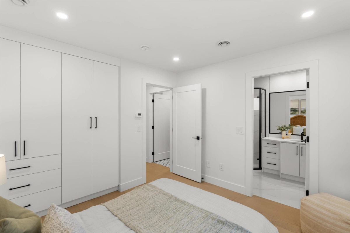 Bedroom 2 Photo of 4816 42a Avenue, Ladner, BC