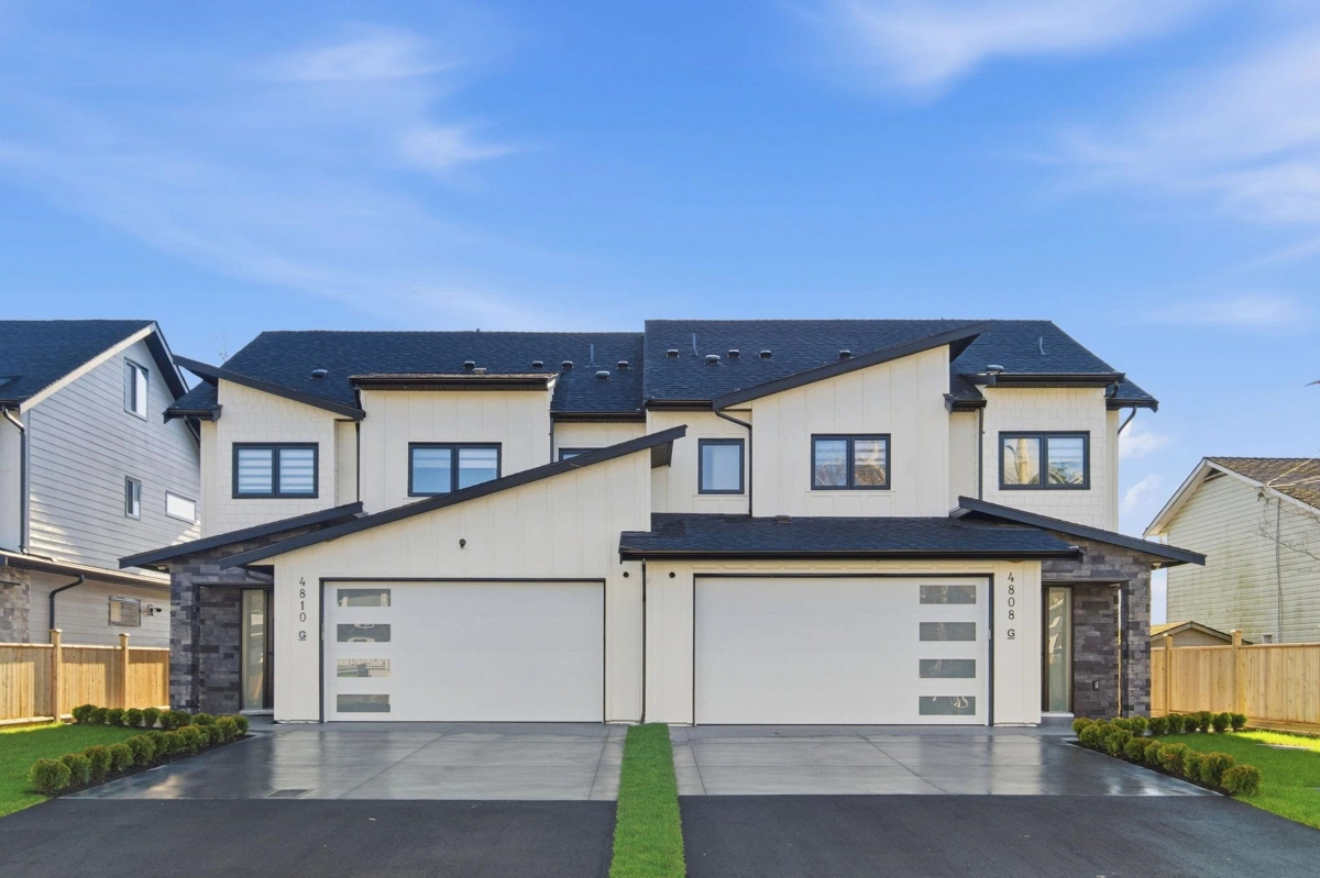 Garage Interior Photo of 4816 42a Avenue, Ladner, BC