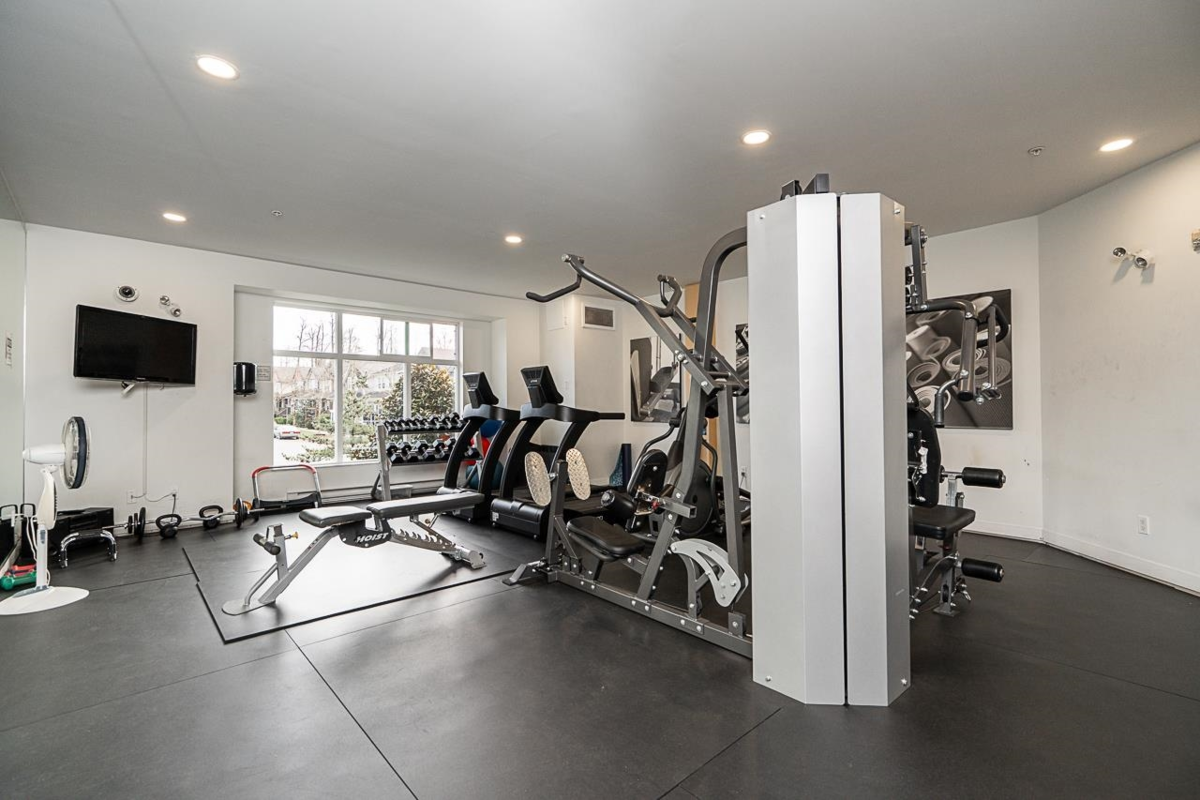 Garden / Landscaping Photo of 227 18818 68 Avenue, Surrey, BC