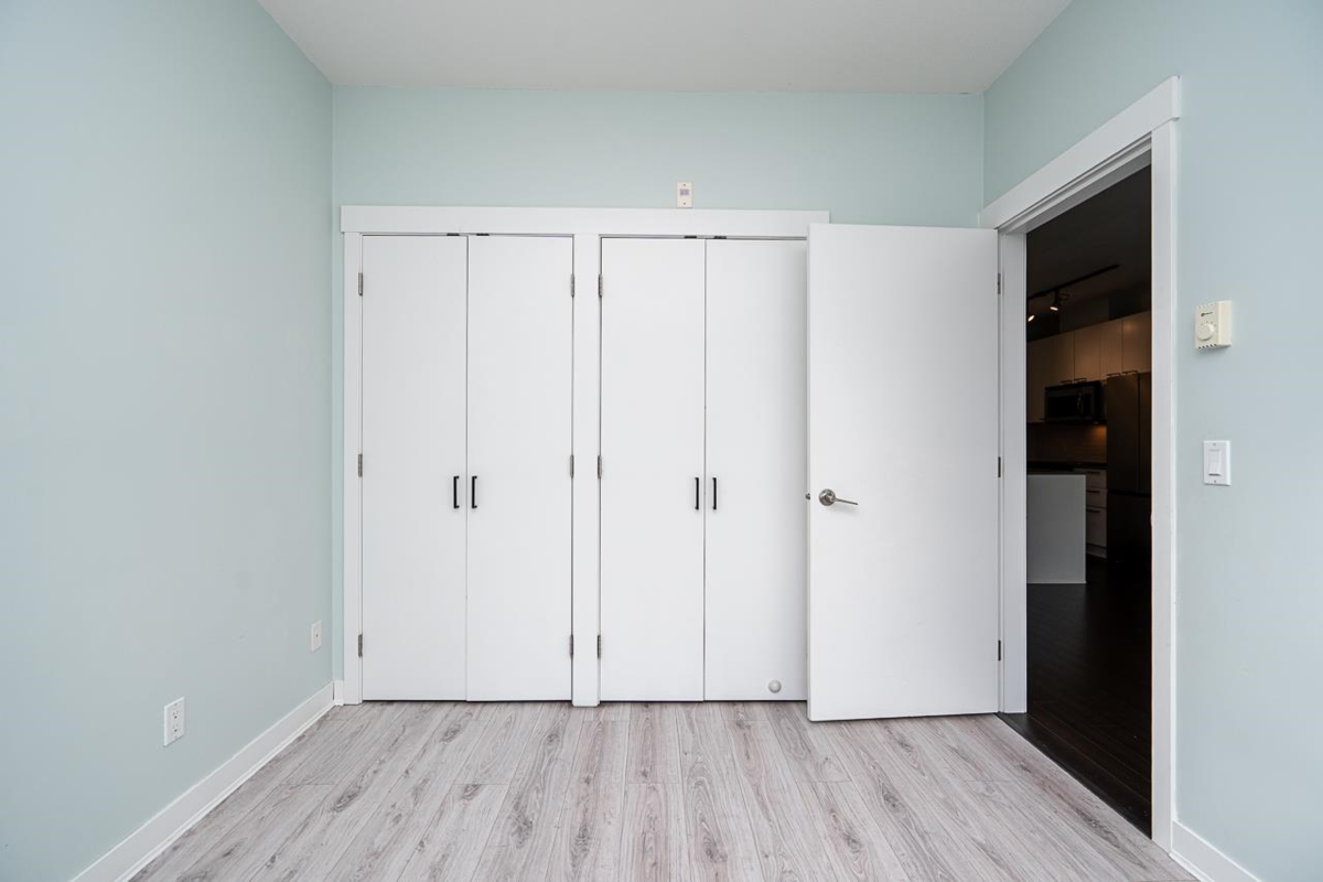 Mudroom Photo of 227 18818 68 Avenue, Surrey, BC