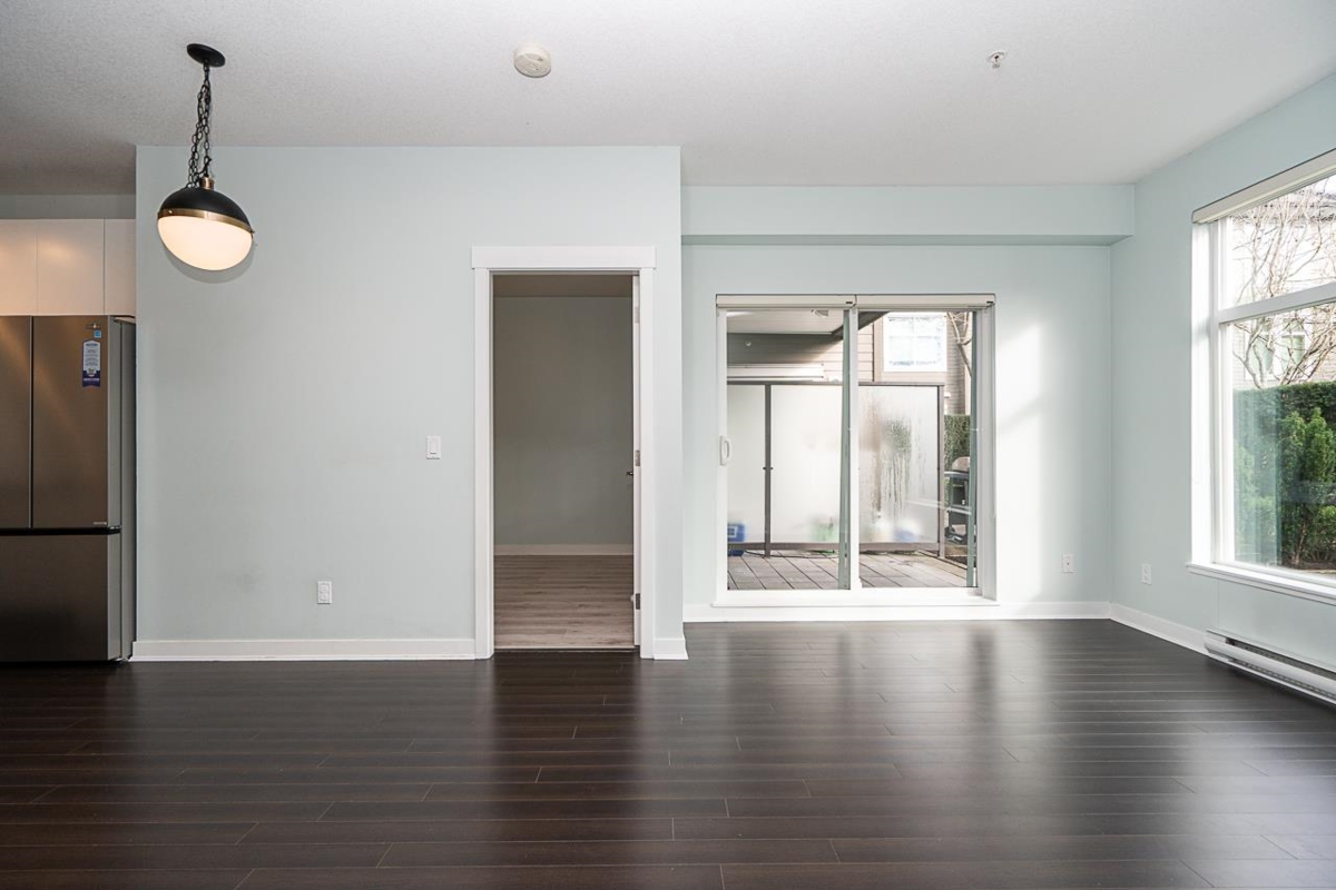 Walk-In Closet Photo of 227 18818 68 Avenue, Surrey, BC