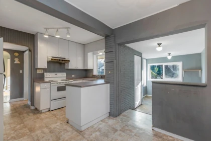 Breakfast Nook Photo of 45608 Princess Avenue, Chilliwack, BC