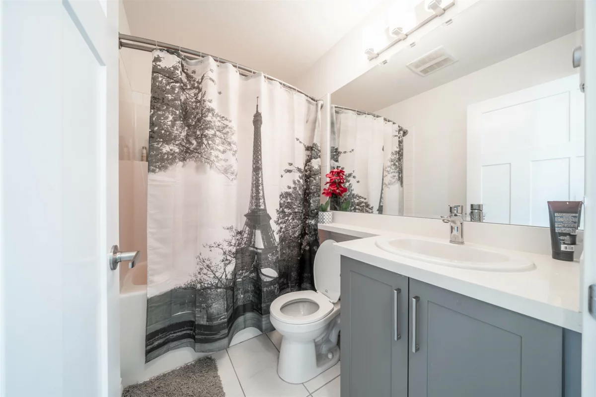 Guest Bathroom Photo of 37 11272 240 Street, Maple Ridge, BC