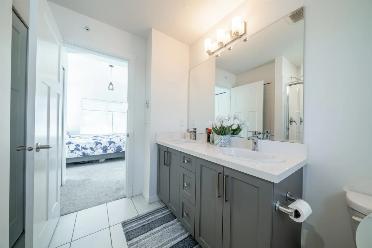 Laundry Room Photo of 37 11272 240 Street, Maple Ridge, BC