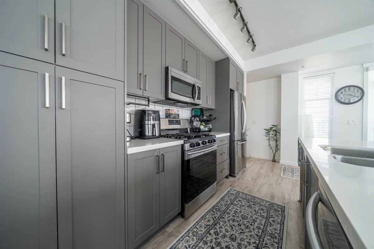 Primary Bathroom Photo of 37 11272 240 Street, Maple Ridge, BC