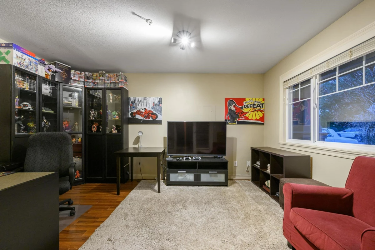 Laundry Room Photo of 21514 Donovan Avenue, Maple Ridge, BC