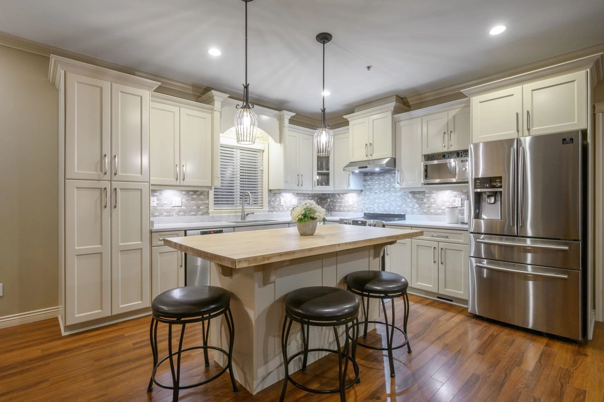 Living Room Photo of 21514 Donovan Avenue, Maple Ridge, BC