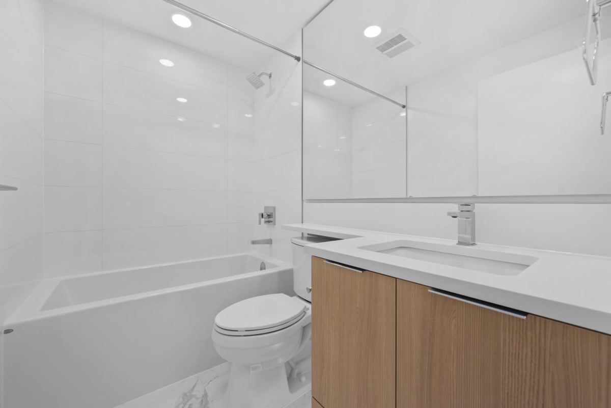 Backyard Photo of 202 7769 Park Crescent, Burnaby, BC