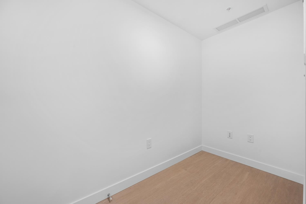 Garden / Landscaping Photo of 202 7769 Park Crescent, Burnaby, BC