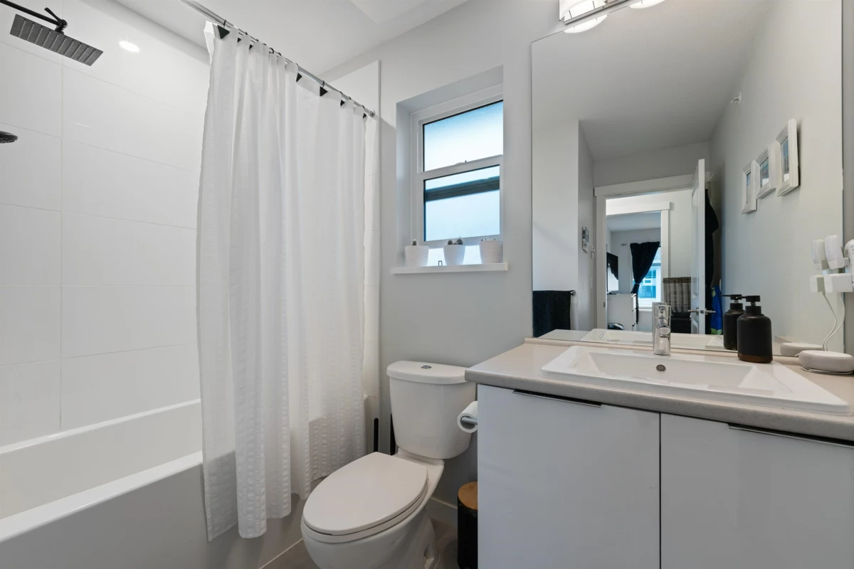 Guest Bathroom Photo of 1904 11295 Pazarena Place, Maple Ridge, BC