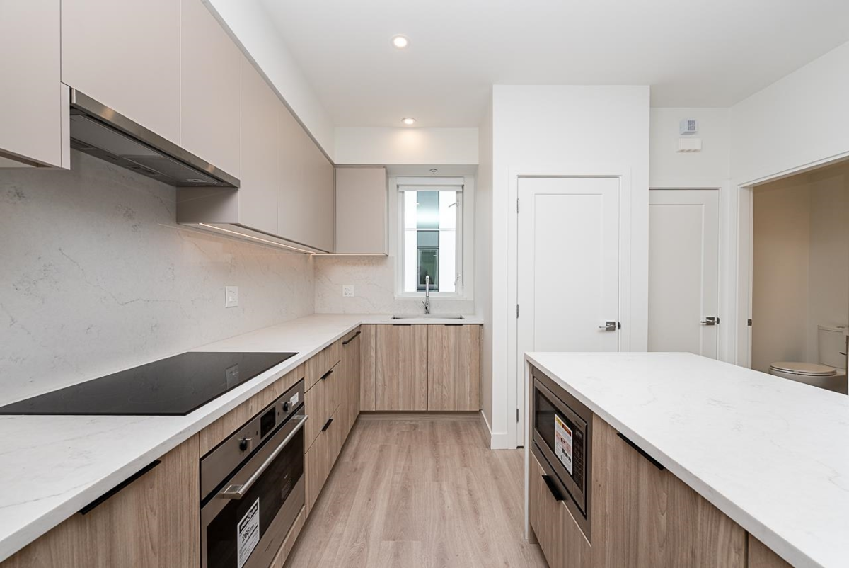 Breakfast Nook Photo of 207 7161 17th Avenue, Burnaby, BC