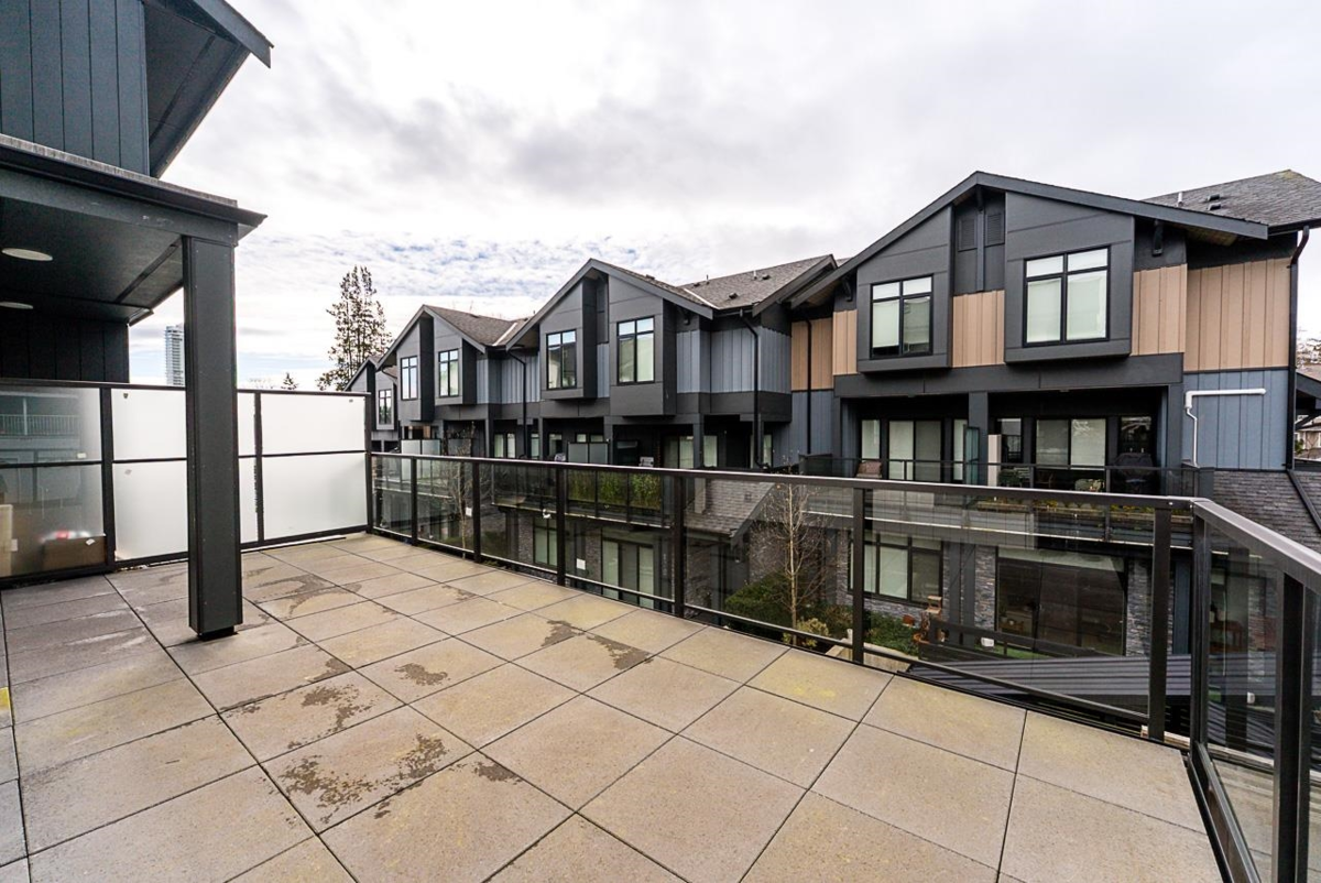 Entry Foyer Photo of 207 7161 17th Avenue, Burnaby, BC