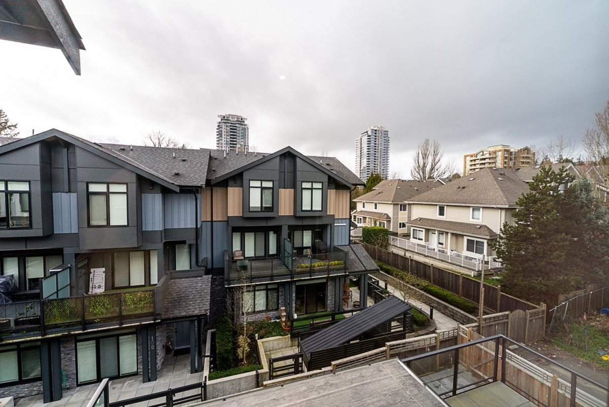 Garden / Landscaping Photo of 207 7161 17th Avenue, Burnaby, BC