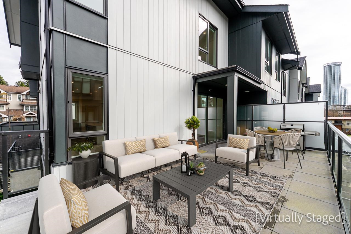 Hallway Photo of 207 7161 17th Avenue, Burnaby, BC