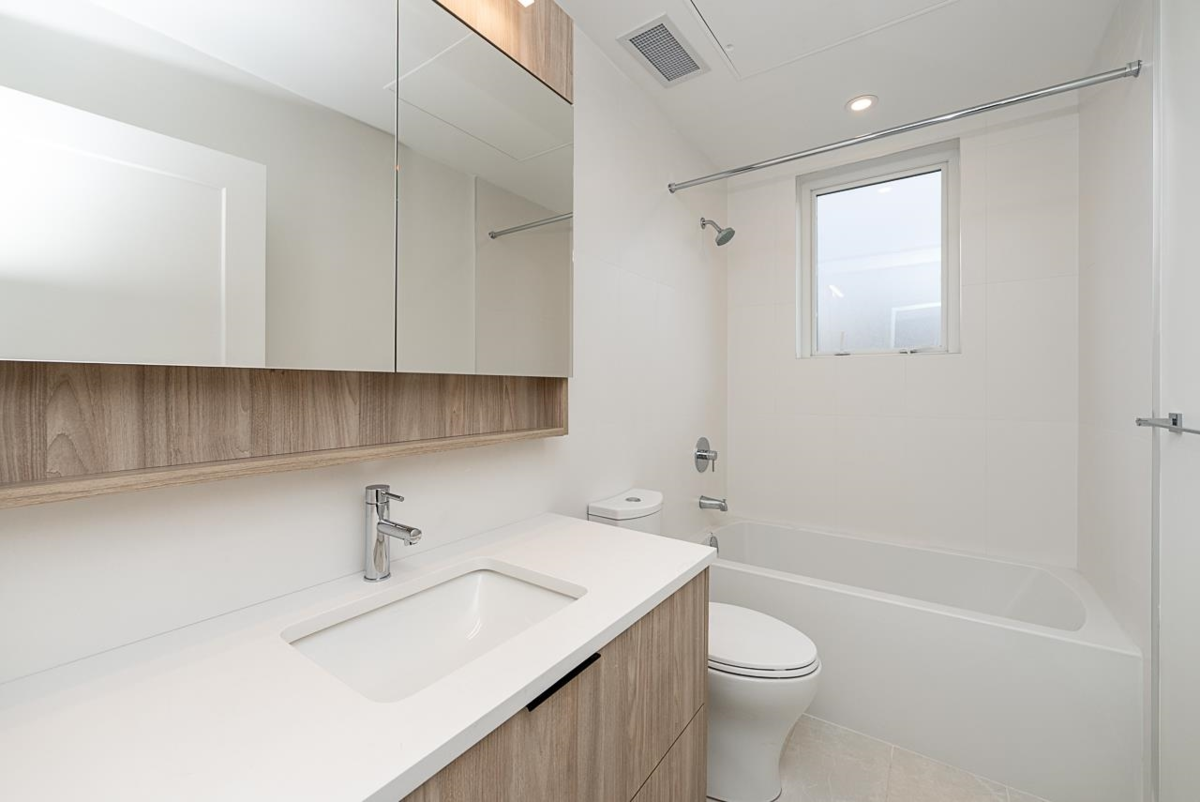 Hot Tub / Spa Photo of 207 7161 17th Avenue, Burnaby, BC