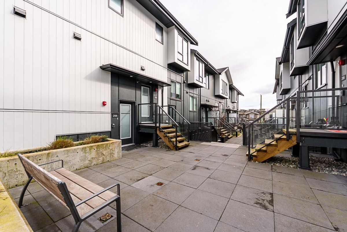 Outdoor Kitchen Photo of 207 7161 17th Avenue, Burnaby, BC