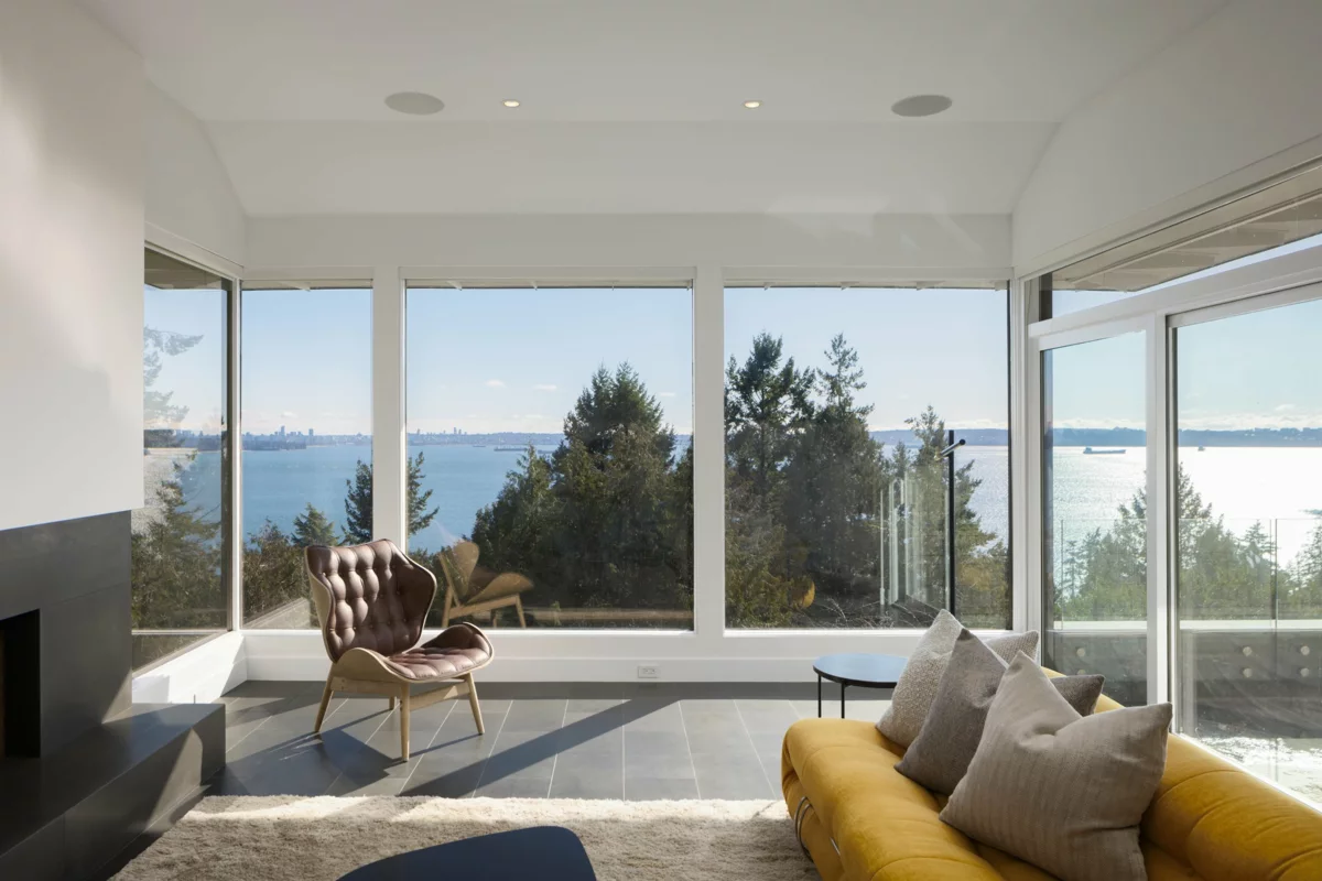 Dining Area Photo of 3460 Rockview Place, West Vancouver, BC