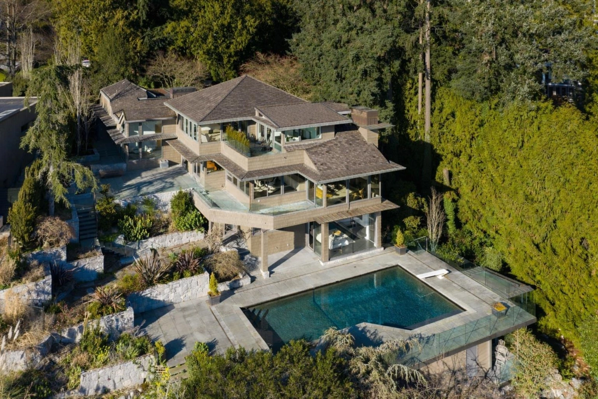 Exterior Rear Photo of 3460 Rockview Place, West Vancouver, BC