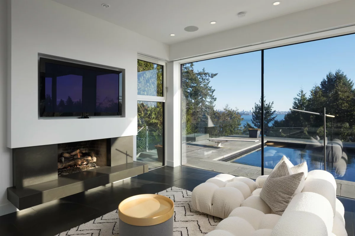 Staircase Photo of 3460 Rockview Place, West Vancouver, BC