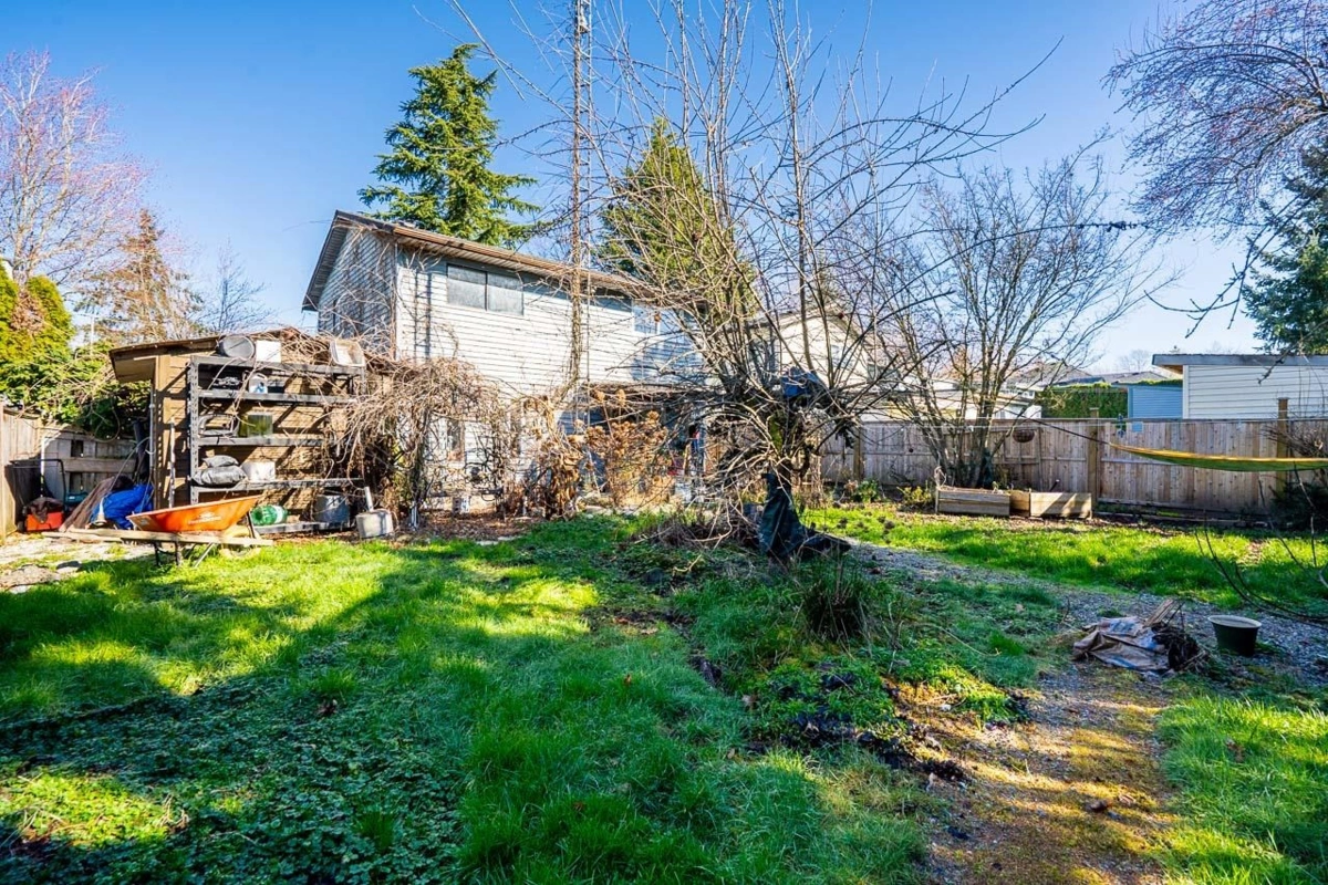 Garden / Landscaping Photo of 14478 85a Avenue, Surrey, BC