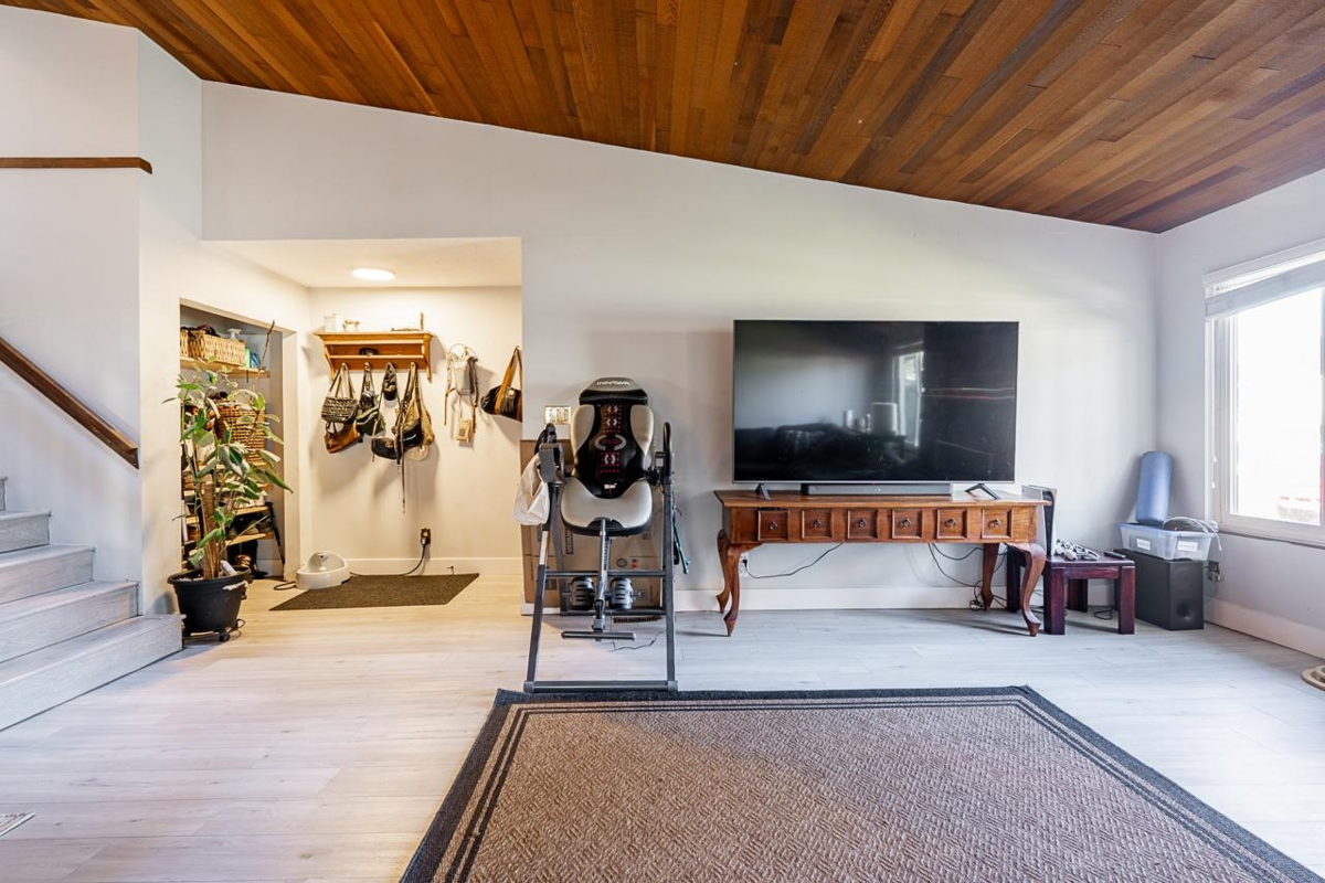 Kitchen Photo of 14478 85a Avenue, Surrey, BC