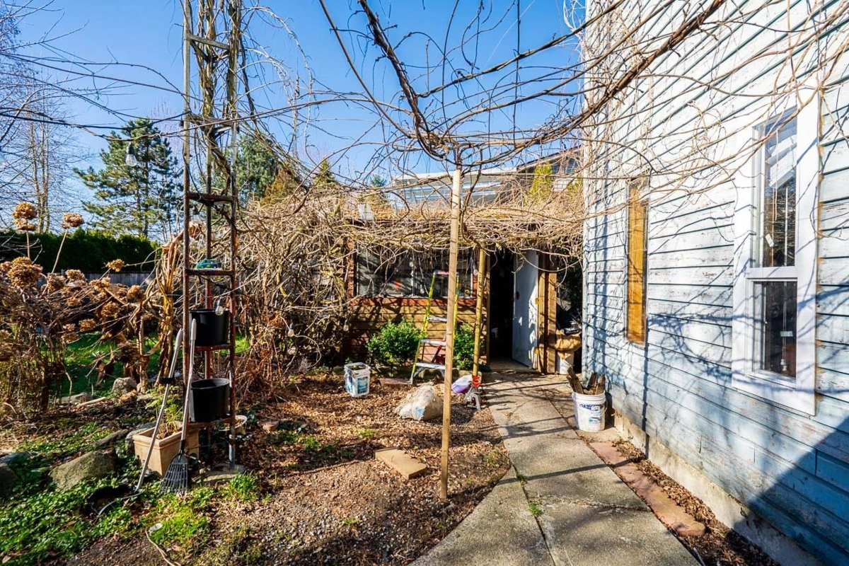 Outdoor Deck Photo of 14478 85a Avenue, Surrey, BC