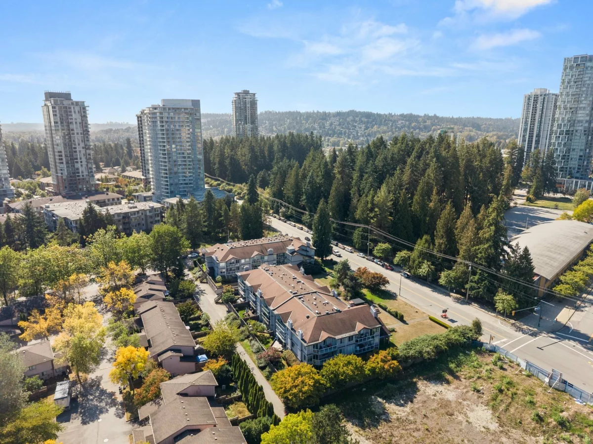 Backyard Photo of 207 1171 Pipeline Road, Coquitlam, BC