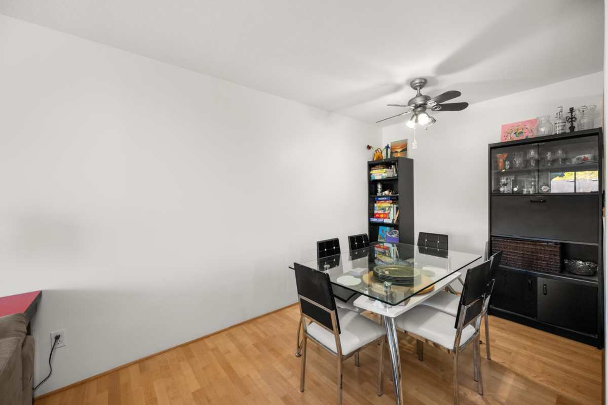 Breakfast Nook Photo of 207 1171 Pipeline Road, Coquitlam, BC