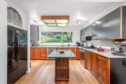Kitchen Island Photo of 1174 Chateau Place, Port Moody, BC