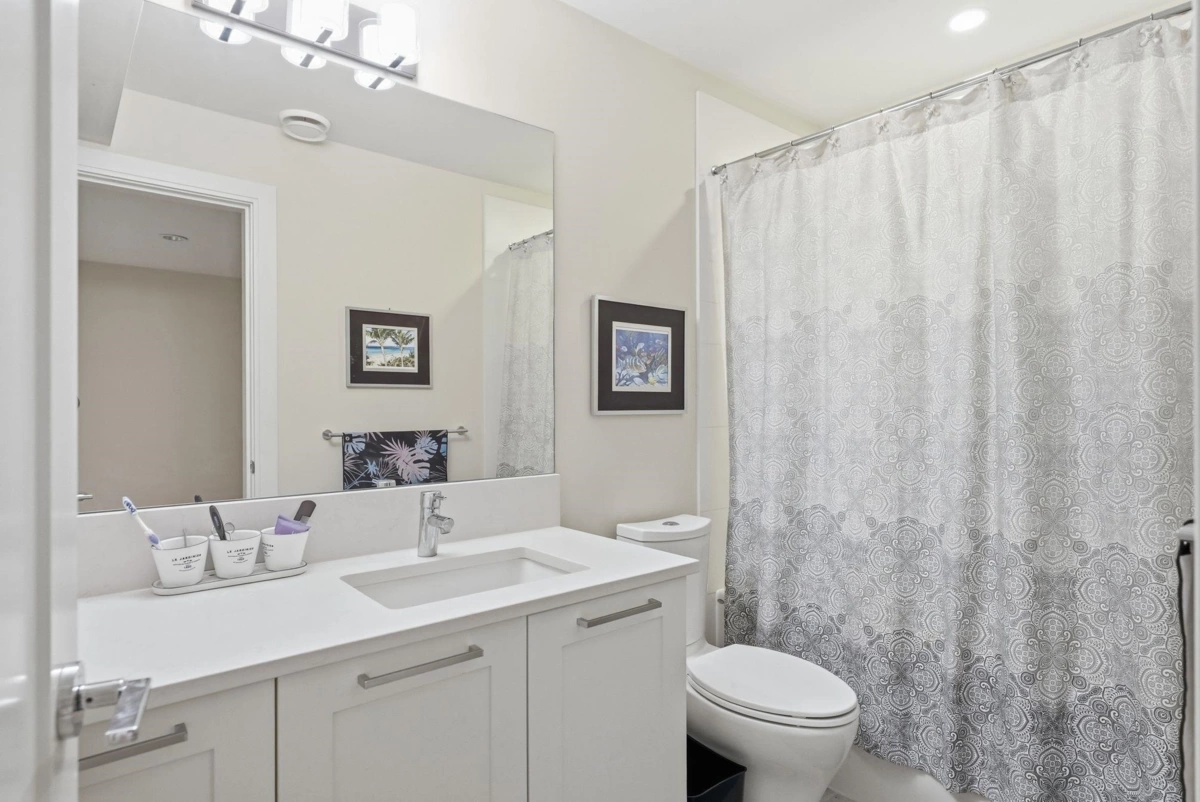 Backyard Photo of 12978 15a Avenue, Surrey, BC