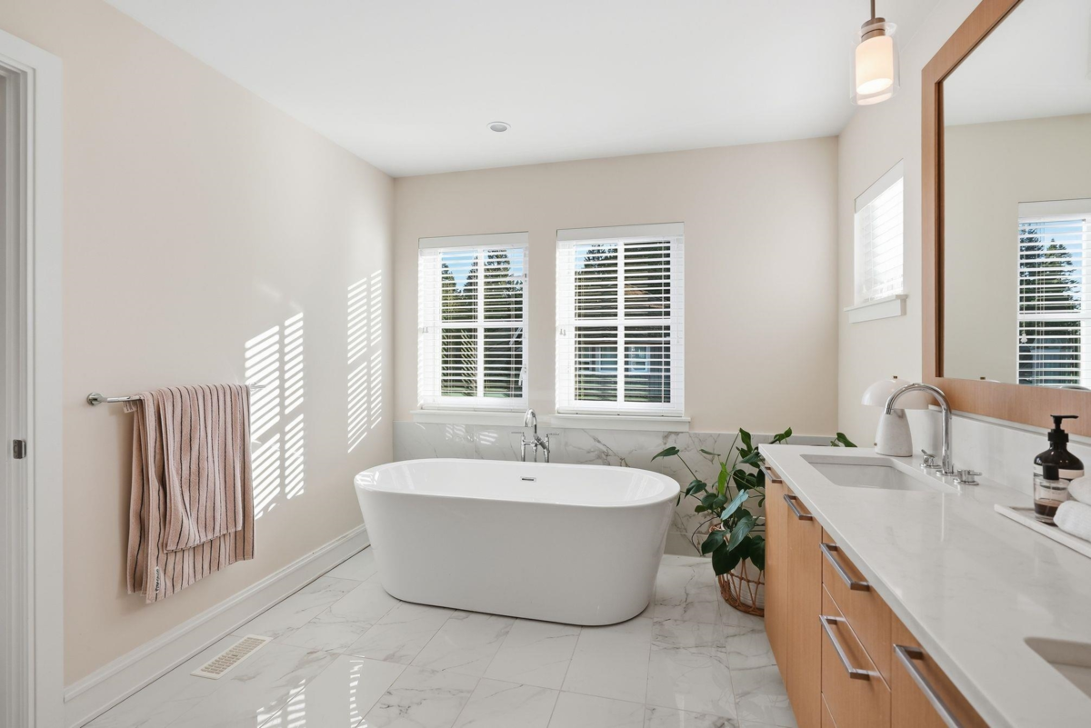 Office / Den Photo of 12978 15a Avenue, Surrey, BC