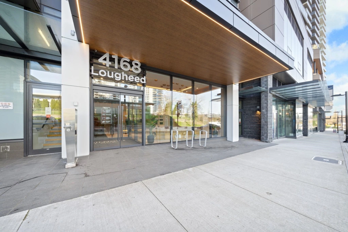 Living Room Photo of 2403 4168 Lougheed Highway, Burnaby, BC