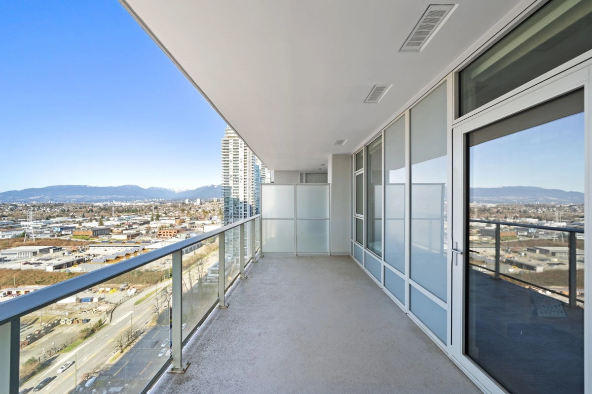 Powder Room Photo of 2403 4168 Lougheed Highway, Burnaby, BC