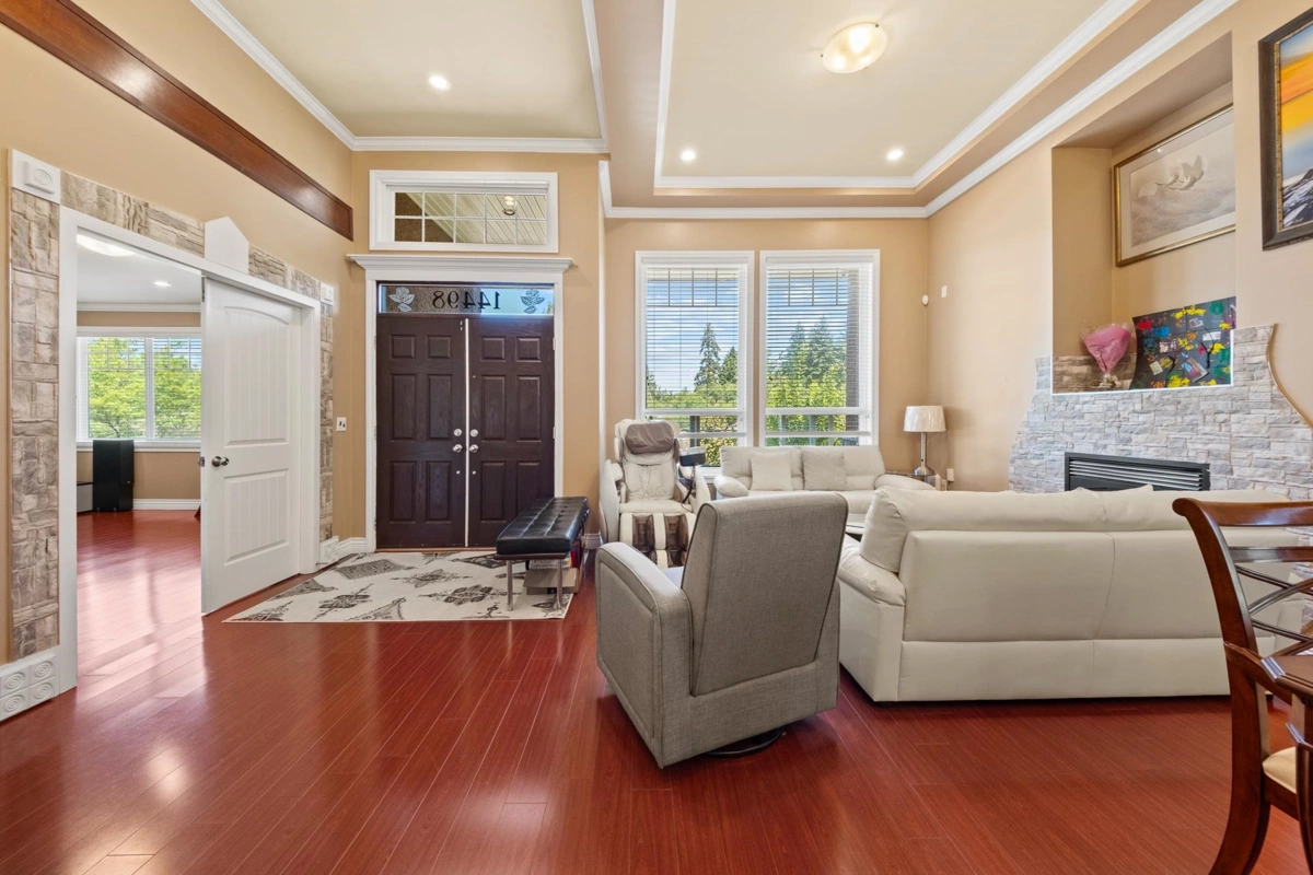 Guest Bathroom Photo of 14498 78 Avenue, Surrey, BC