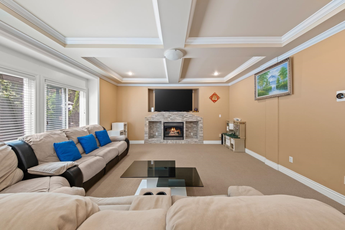 Outdoor Patio Photo of 14498 78 Avenue, Surrey, BC